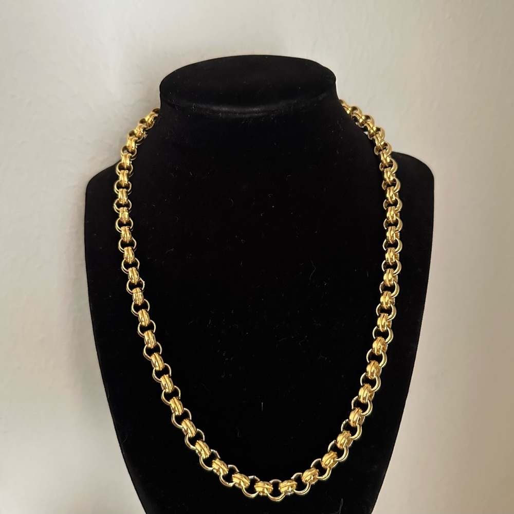 Chic FENDI Signed 18” Long Chunky Chain Necklace Gold Vintage Designer Couture
